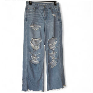 American Eagle Super High-Rise Baggy Wide Leg Jeans • Distressed • Raw Hem Short